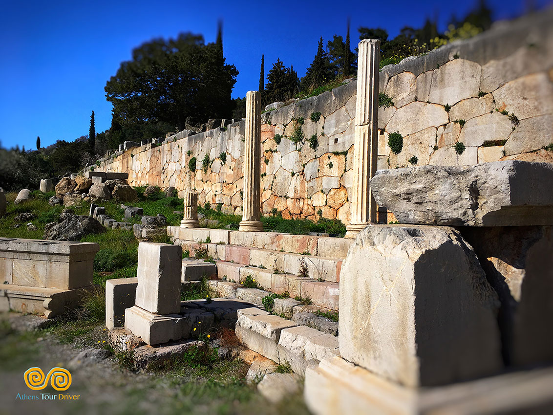 delphi tour