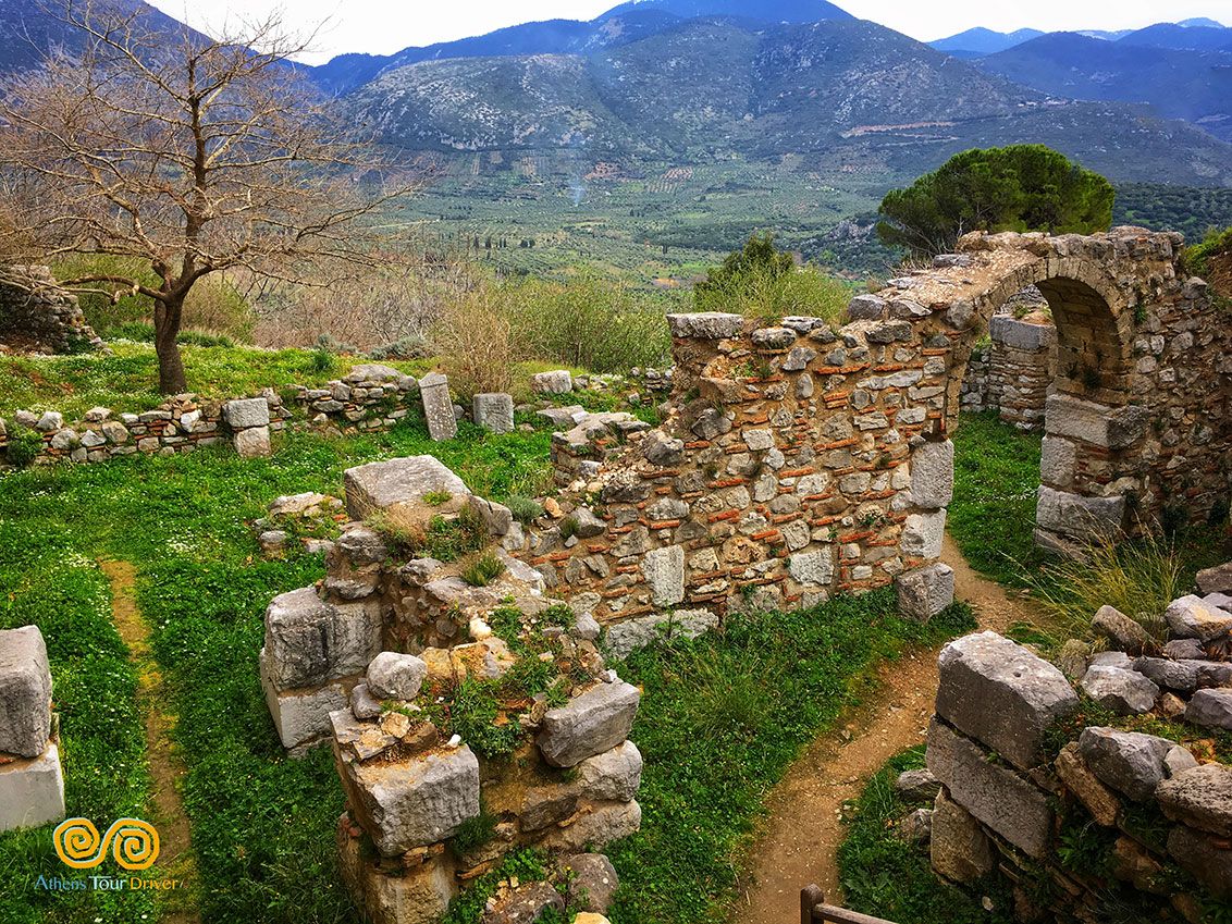 delphi and monastery of hosios loukas tour